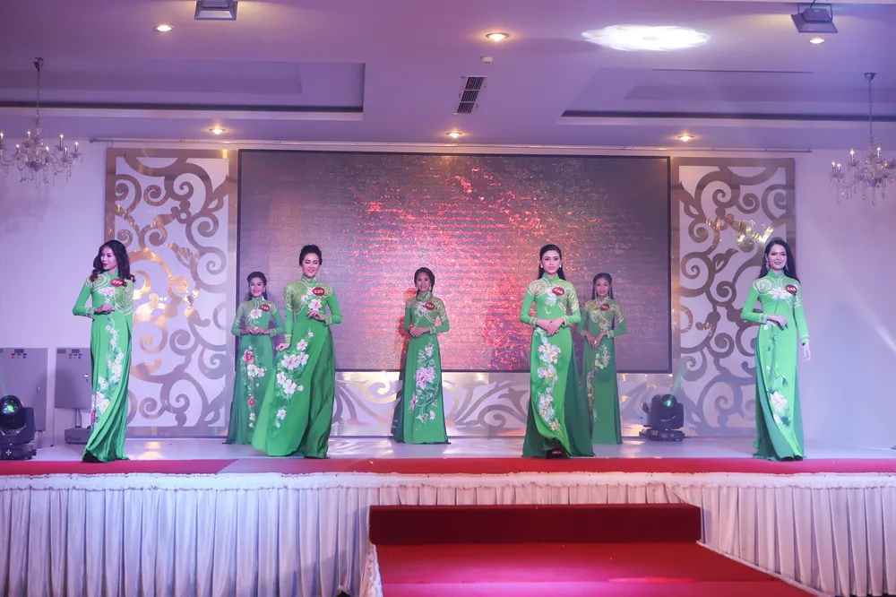 Ngắm 20 người đẹp vào chung kết Người đẹp xứ dừa ảnh 14 Ngắm 20 người đẹp vào chung kết Người đẹp xứ dừa ảnh 14