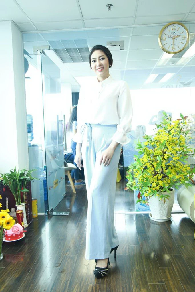 Hoa hậu Diễm Hương tích cực kiếm tiền ảnh 3