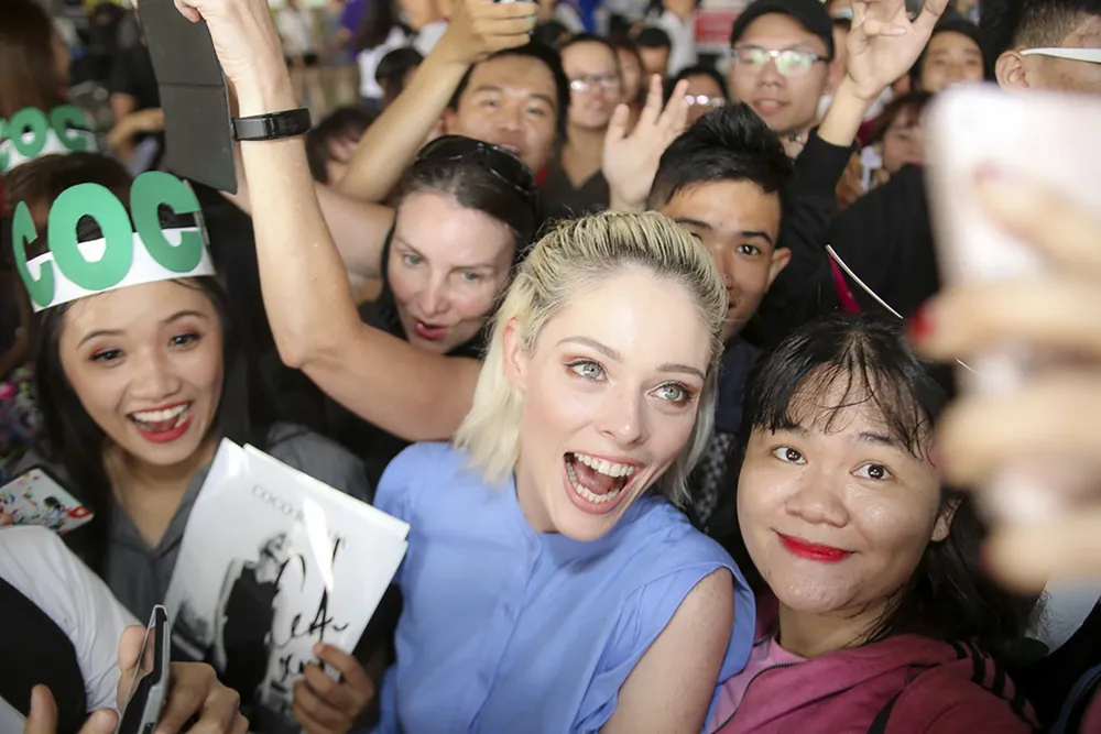 Siêu mẫu hàng đầu thế giới đưa công ty đến Việt Nam ảnh 10