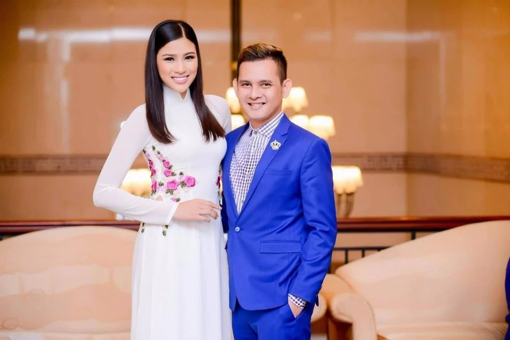 Nguyễn Thị Thành và quản lý Trần Trọng Hiếu.