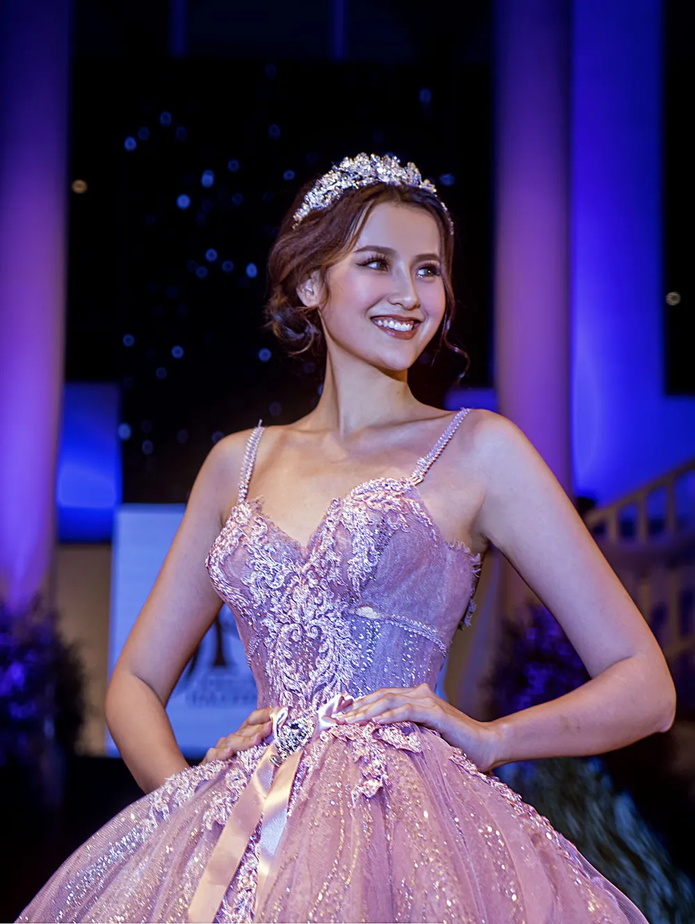 Choáng ngợp dàn hoa hậu,hoa khôi hóa thân thành nữ thần ảnh 12