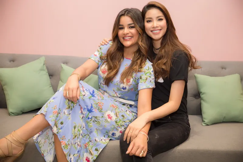 Hoa hậu Phạm Hương đọ sắc cùng hoa hậu Mỹ Latin ảnh 6