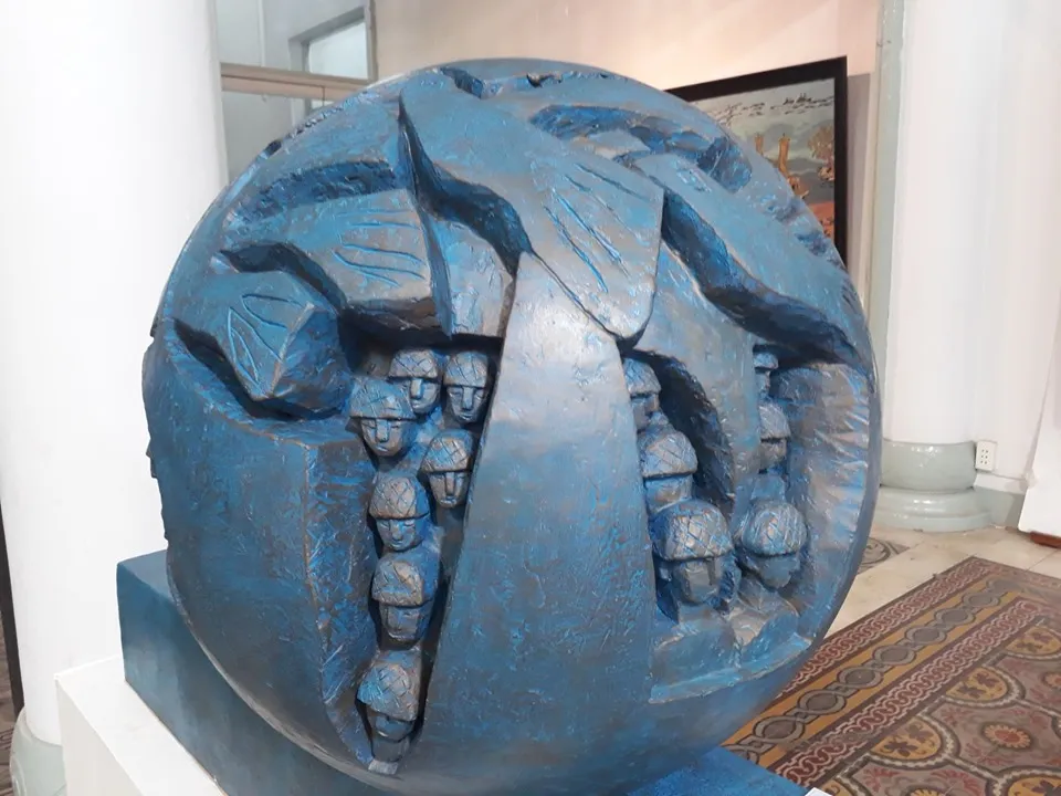 Nét thơ ở triển lãm toàn quốc mỹ thuật về chiến tranh quân đội ảnh 11