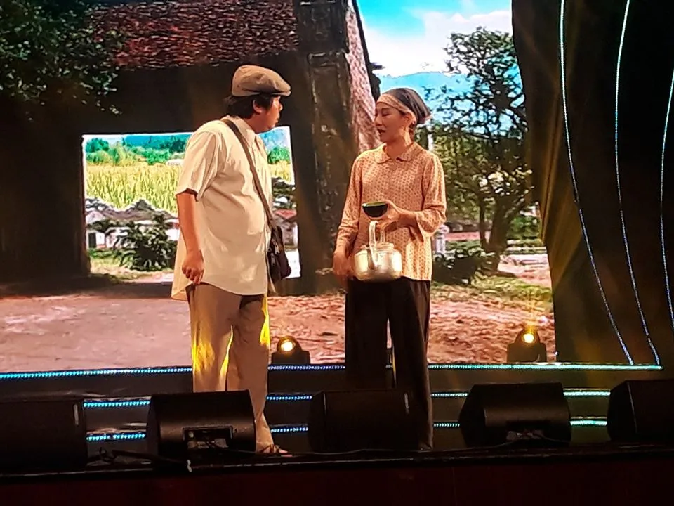 Hình ảnh TP.HCM trọng thể trao tặng danh hiệu NSND, NSƯT ảnh 24