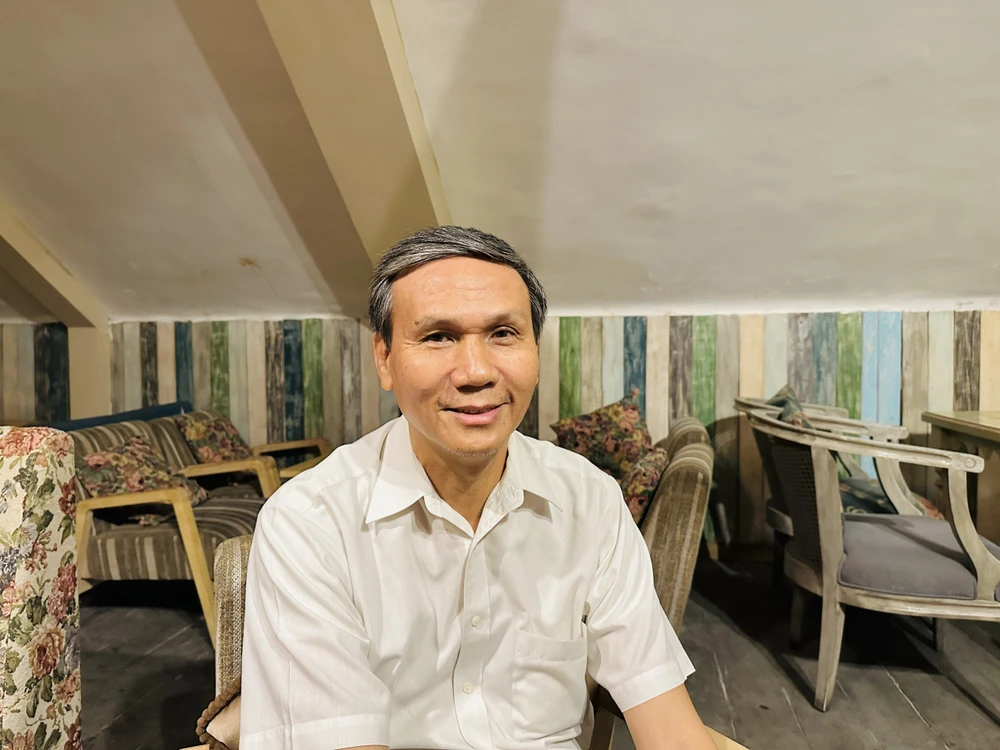 "Bản chất văn hóa là những thói quen tốt đẹp, khi lì xì biến tướng mang lại nhiều hệ lụy tiêu cực sẽ không còn được xem là văn hóa nữa", Tiến sĩ Trần Long nói.