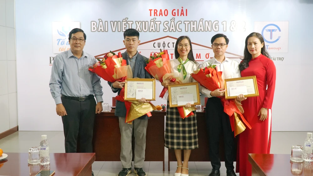 Cuộc thi viết do báo Pháp Luật TP.HCM phối hợp cùng Tập đoàn CT Group tổ chức. Ảnh: HUỲNH THƠ