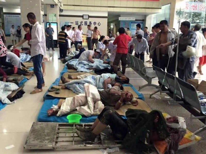 Người dân sơ tán sau thảm họa