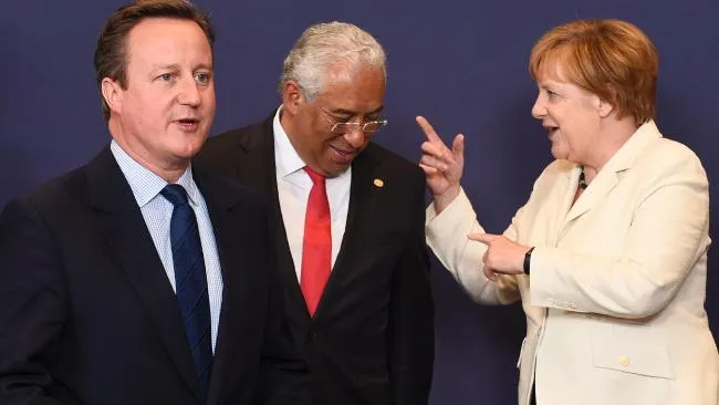 Thủ tướng Anh David Cameron, Thủ tướng Bồ Đào Nha Antonio Costa , Thủ tướng Đức Angela Merkel tại cuộc họp ngày 28-6 ở Bỉ.