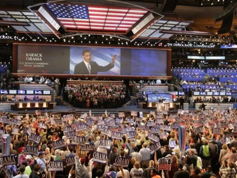 “Trong một nước Mỹ cao thượng thì không cần phải giàu mới đạt được điều tốt nhất.”-Tổng thống Obama phát biểu tại đại hội đảng Dân chủ năm 2004. 