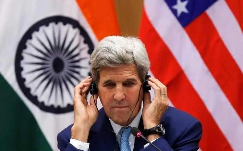 Ngoại trưởng Mỹ John Kerry trong cuộc họp báo chung với Ngoại trưởng Ấn Độ Sushma Swaraj ngày 30-8. 