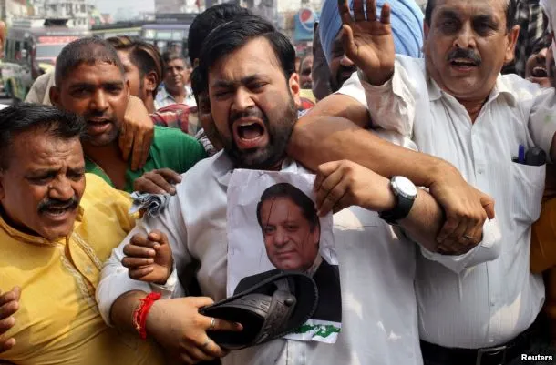 Ấn Độ biểu tình ngày 21-9 phản đối Pakistan tấn công và giết chết binh sĩ Ấn Độ ở Kashmir ngày 18-9.