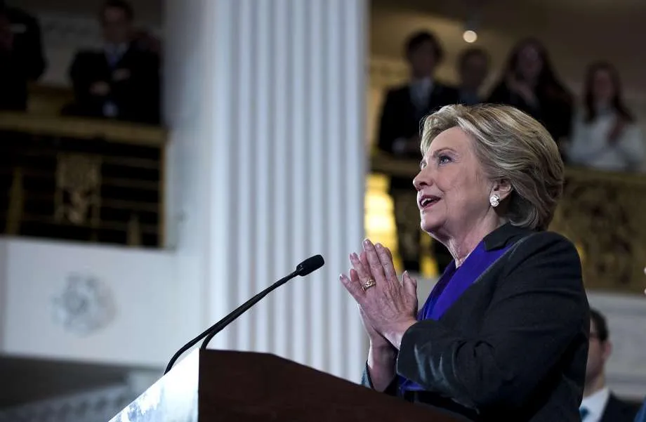 Bà Clinton dù thua cuộc nhưng cách xa ông Trump về số phiếu phổ thông. 