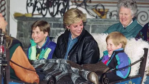 Công nương Diana và hai Hoàng tử William và Harry ở Áo. Ảnh: GETTY IMAGES