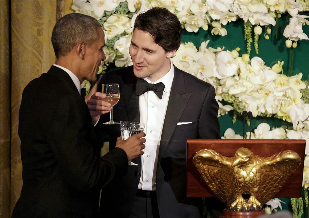 Tổng thống Obama (trái) mời tiệc Thủ tướng Trudeau tại Nhà Trắng tháng 3-2016. Ảnh: NBC NEWS