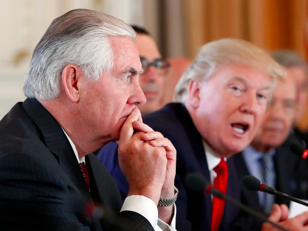 Ngoại trưởng Tillerson đang tính từ chức vì bất mãn ông Trump? Ảnh: REUTERS