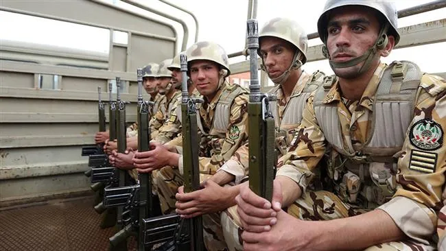 Lính mới nhập ngũ của Iran. Ảnh: PRESS TV