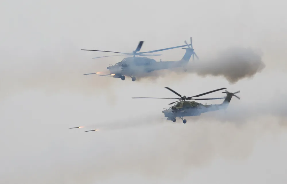 Trực thăng trong cuộc tập trận Zapad 2017. Ảnh: AP