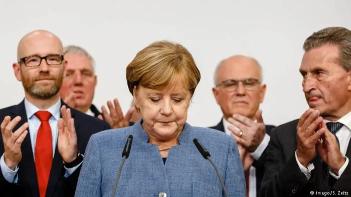 Bà Merkel phát biểu sau khi có kết quả kiểm phiếu, thừa nhận kết quả không được mong đợi. Ảnh: DW