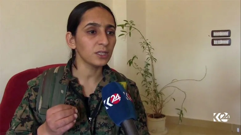Amed Kandal, một chỉ huy cấp cao Đơn vị Bảo vệ Phụ nữ của YPG nói về vụ tùng xẻo thi thể nữ chiến binh người Kurd, ngày 2-2. Ảnh: KURDISTAN 24