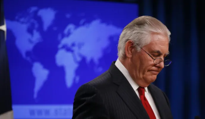 Ông Tillerson họp báo tại Bộ Ngoại giao Mỹ ngày 13-3 sau khi nhận tin mình bị ông Trump sa thải. Ảnh: REUTERS