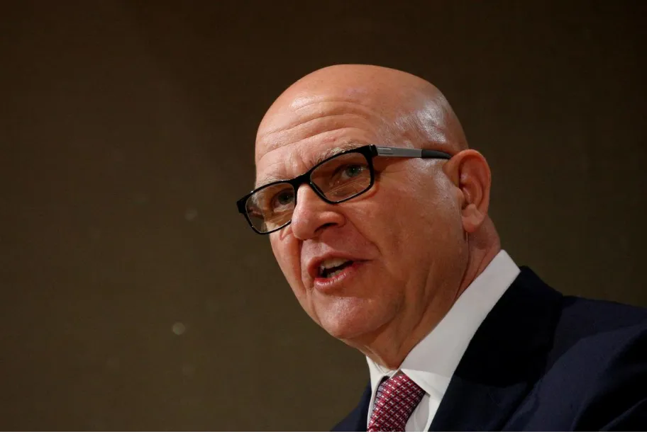 Cố vấn An ninh Quốc gia McMaster bị ông Trump tuyên bố thay thế ngày 22-3. Ảnh: REUTERS