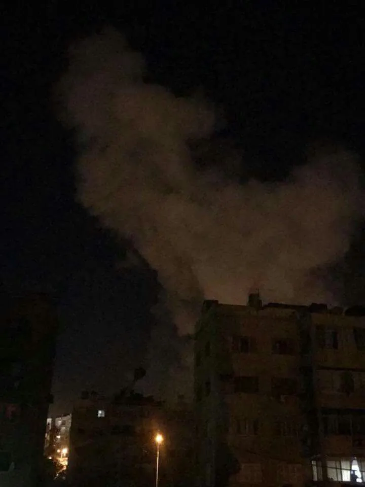 Tên lửa Tomahawk của Mỹ bắn trúng kho vũ khí hóa học Syria ảnh 3 Tên lửa Tomahawk của Mỹ bắn trúng kho vũ khí hóa học Syria ảnh 3