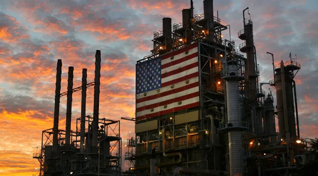 Một nhà máy dầu khí ở Mỹ. Ảnh: OIL AND GAS PEOPLE