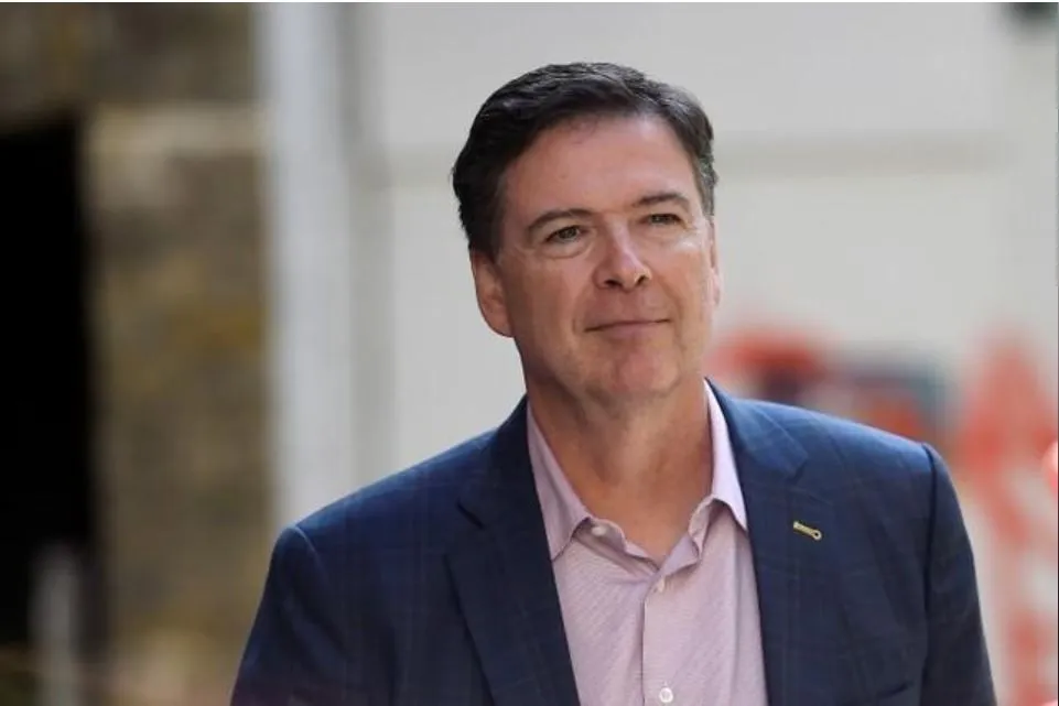 Cựu Giám đốc FBI James Comey – người bị ông Trump sa thải tháng 5-2017. Ảnh: REUTERS