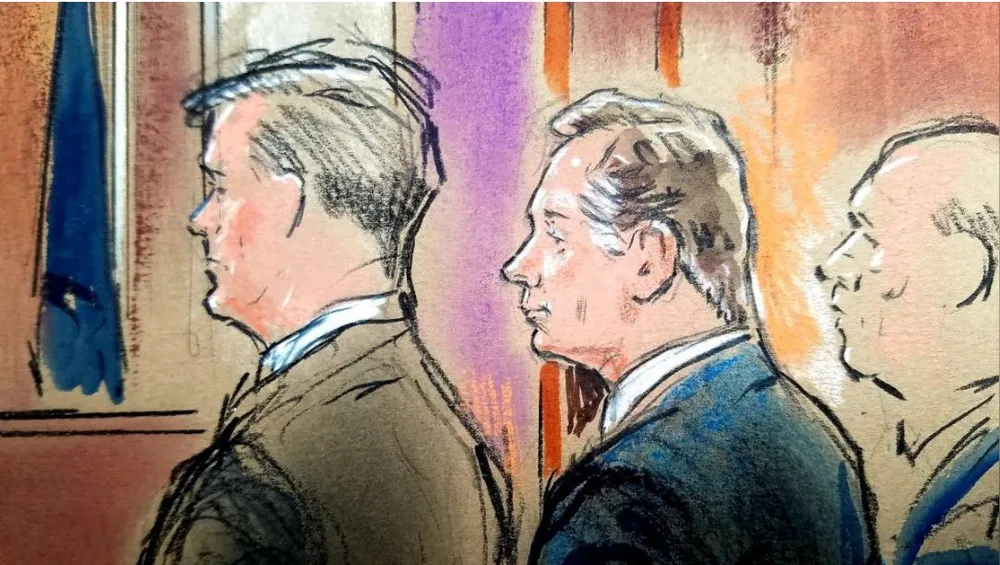 Ảnh phác họa ông Manafort (giữa) tại tòa án liên bang ở TP Alexandria, bang Virginia (Mỹ) ngày 21-8. Ảnh: REUTERS