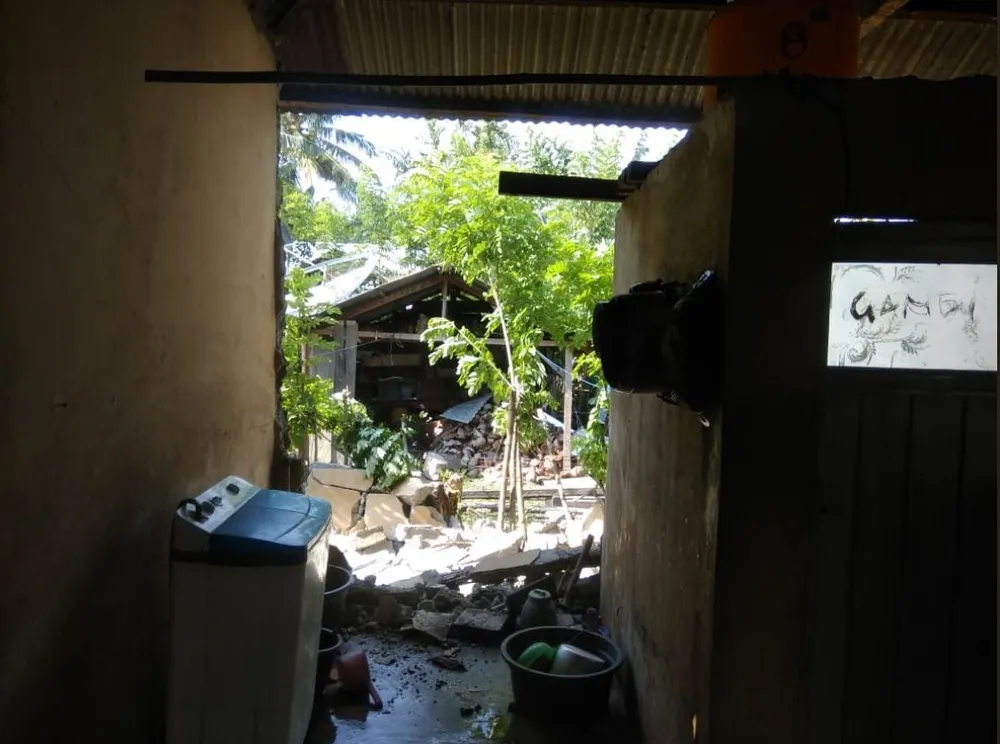 Khả năng sẽ có thêm thương vong và thiệt hại từ trận động đất thứ hai mạnh 7,5 độ Richter. Ảnh: TWITTER