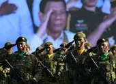 Ông Duterte thách thành phần quân đội phản đối ông dám nổi dậy