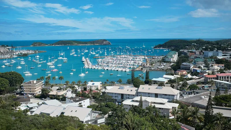 Cảng thủ đô Noumea của New Caledonia. Ảnh: AP