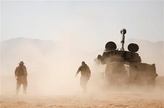Các tay súng Hezbollah tại núi Qalamoun, đông bắc thủ đô Damascus (Syria) ngày 23-8-2017. Ảnh: REUTERS