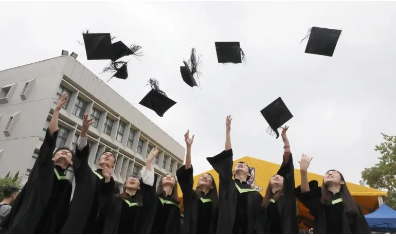 Phía Mỹ vẫn nhận định 99,9% sinh viên TQ tới Mỹ học đàng hoàng, nghiên cứu tốt và có ích cho kinh tế toàn cầu. Ảnh: SCMP