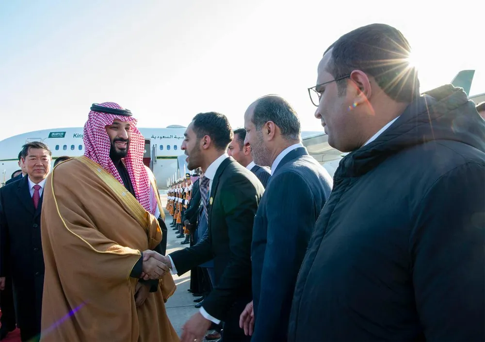 Thái tử Mohammed bin Salman đến Trung Quốc trong nỗ lực mở rộng quan hệ sang hướng Đông. Ảnh: TWITTER