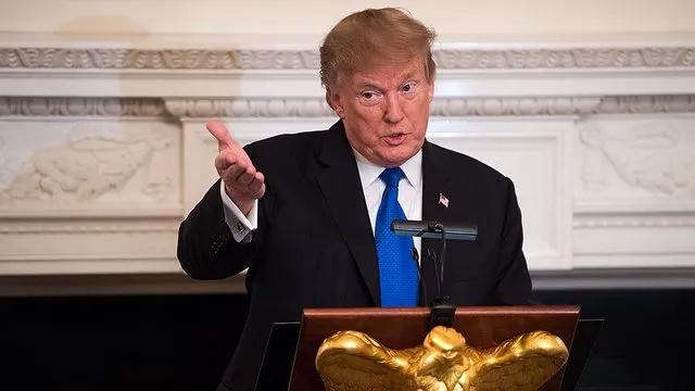 Tổng thống Mỹ Donald Trump bảo vệ quyết định hủy các cuộc tập trận chung quy mô lớn Mỹ-Hàn để tiết kiệm tiền và giảm căng thẳng với Triều Tiên. Ảnh: UPI