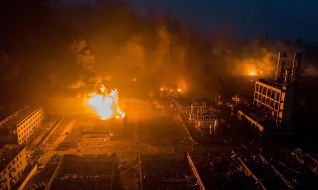 47 người chết trong vụ nổ nhà máy hóa chất Tianjiayi Chemical ở Diêm Thành, Giang Tô (Trung Quốc) ngày 21-3. Ảnh: REUTERS