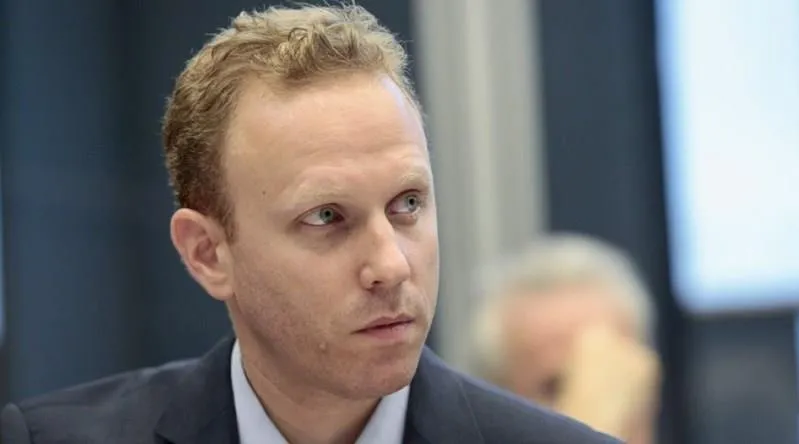 Nhà báo Max Blumenthal. Ảnh: NATIONAL REVIEW