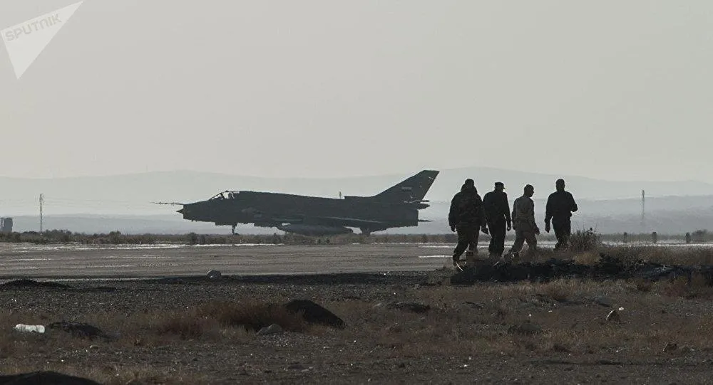 Máy bay chiến đấu Su-22 ở căn cứ không quân T-4 của Syria ở tỉnh Homs. Ảnh: SPUTNIK