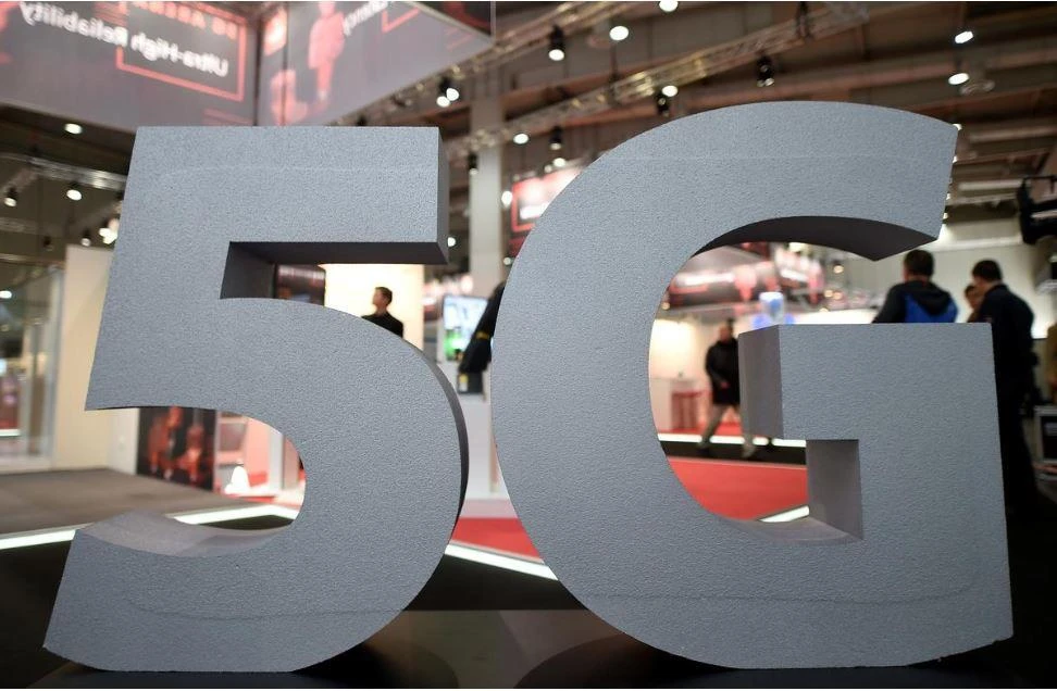 Logo 5G tại hội chợ thương mại Hanover ở Đức ngày 31-3-2019. Ảnh: REUTERS