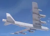 Su-27 Nga chặn oanh tạc cơ B-52 Mỹ tiếp cận biên giới