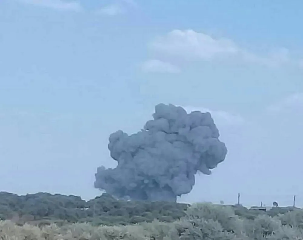 Hình ảnh Mỹ không kích tại tỉnh Idlib (Syria) xuất hiện trên Twitter.