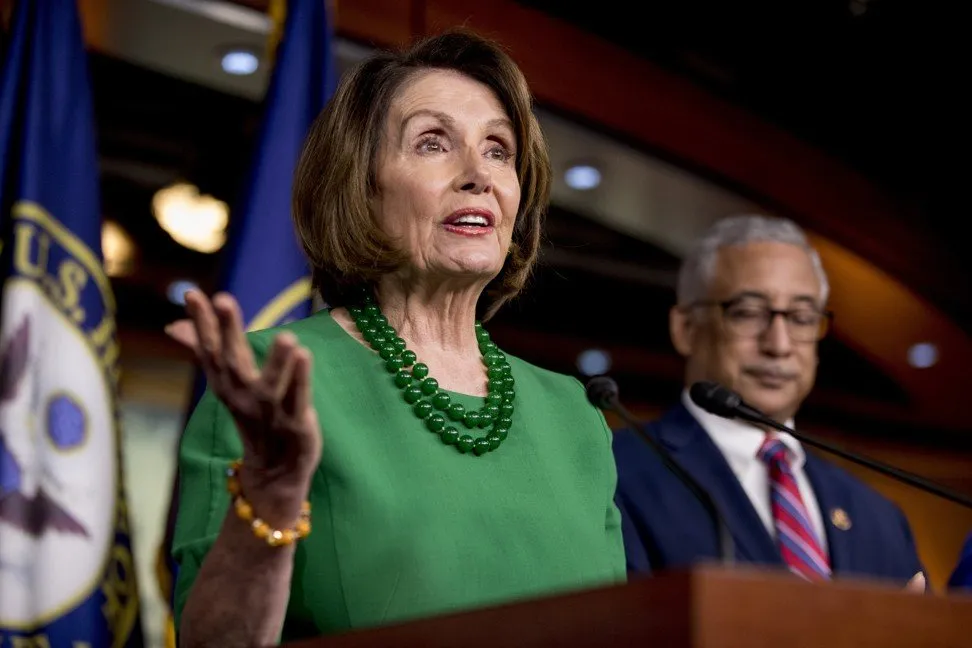 Chủ tịch Hạ viện Nancy Pelosi phát biểu tại thủ đô Washington (Mỹ) ngày 15-10. Ảnh: AP