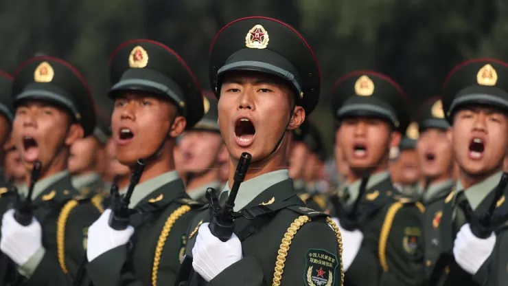 Sức mạnh quân sự Trung Quốc là một chủ đề được bàn đến trong hội nghị thượng đỉnh NATO lần này. Ảnh: GETTY IMAGES