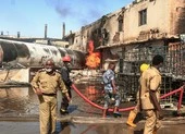 Cháy lớn, 43 người chết khi đang ngủ ảnh 3 Cháy nhà máy gốm Sudan: Gần 70 người chết và bị thương