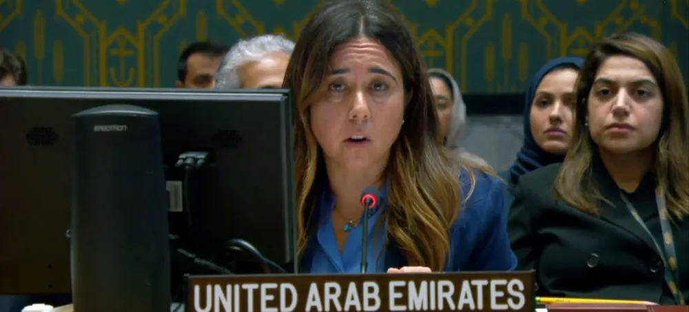 Đại sứ và Đại diện thường trực của UAE tại LHQ Lana Zaki Nusseibeh tại cuộc họp. Ảnh: LIÊN HỢP QUỐC image1170x530cropped (6).jpg