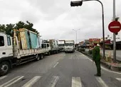 Hải Phòng: Cho xe tải qua chốt quốc lộ 5 nhưng kiểm soát chặt