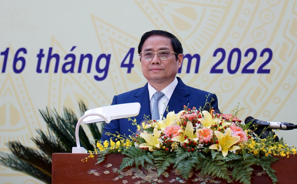 Thủ tướng Phạm Minh Chính phát biểu tại Lễ kỷ niệm 30 năm tái lập tỉnh Ninh Thuận. Ảnh: HUỲNH HẢI