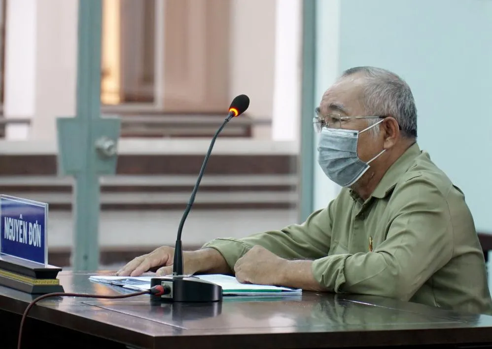 Ông Nguyễn Văn Bình đã có đơn kháng cáo sau khi bị TAND tỉnh tuyên bác yêu cầu khởi kiện. Ảnh: HUỲNH HẢI.