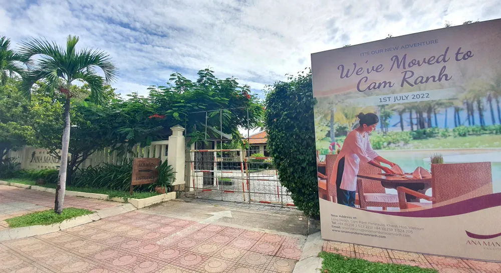 Riêng khu nghỉ mát Ana Mandara đã trả lại bãi biển công cộng ở bãi Dương, đường Trần Phú cho cộng đồng. Dự án này đã dời về khu du lịch Bán đảo Bắc Cam Ranh để hoạt động.